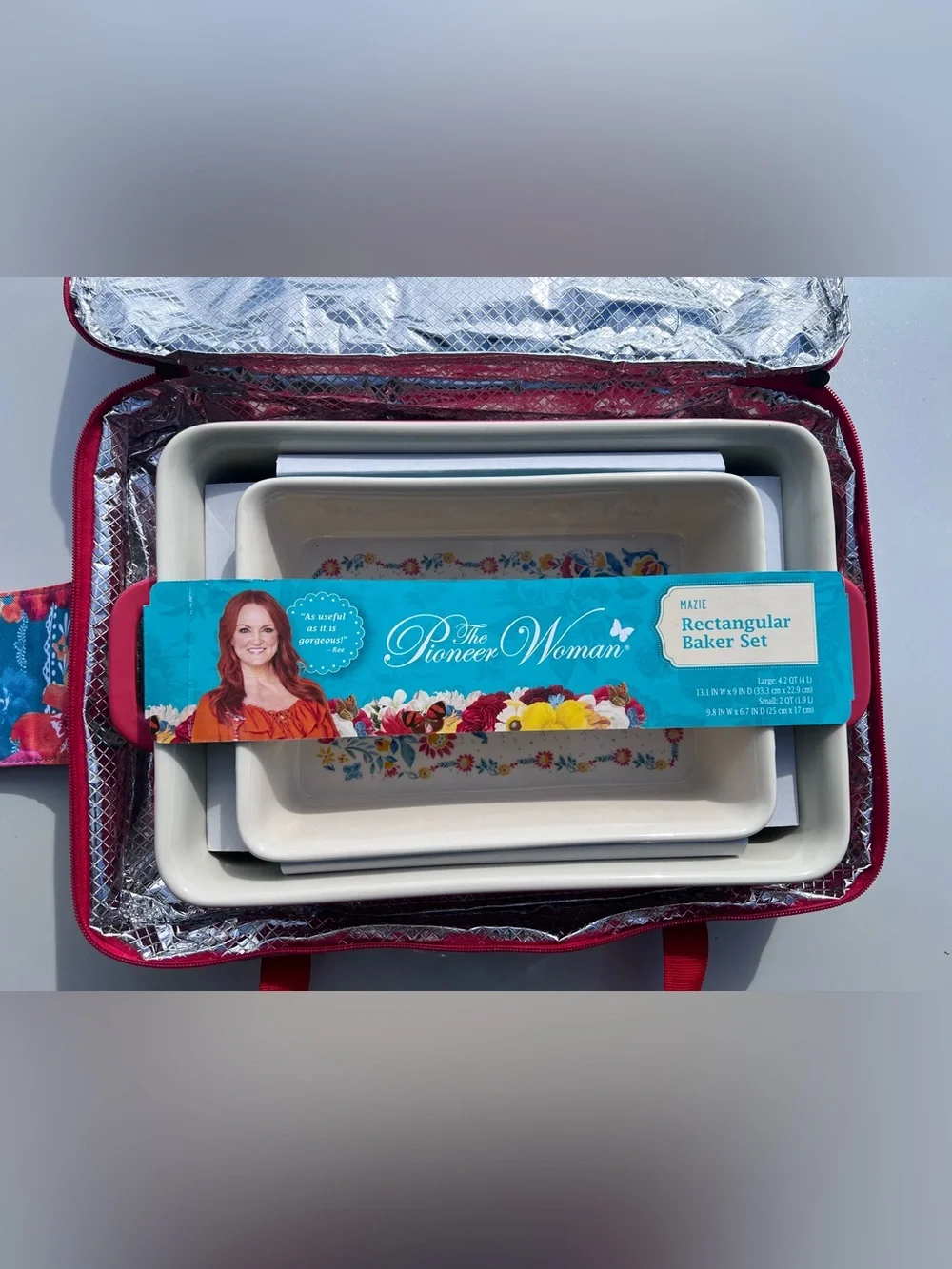NEW PIONEER WOMAN rare baker set rectangular 4 Qt/2 Qt dish travel carry cover